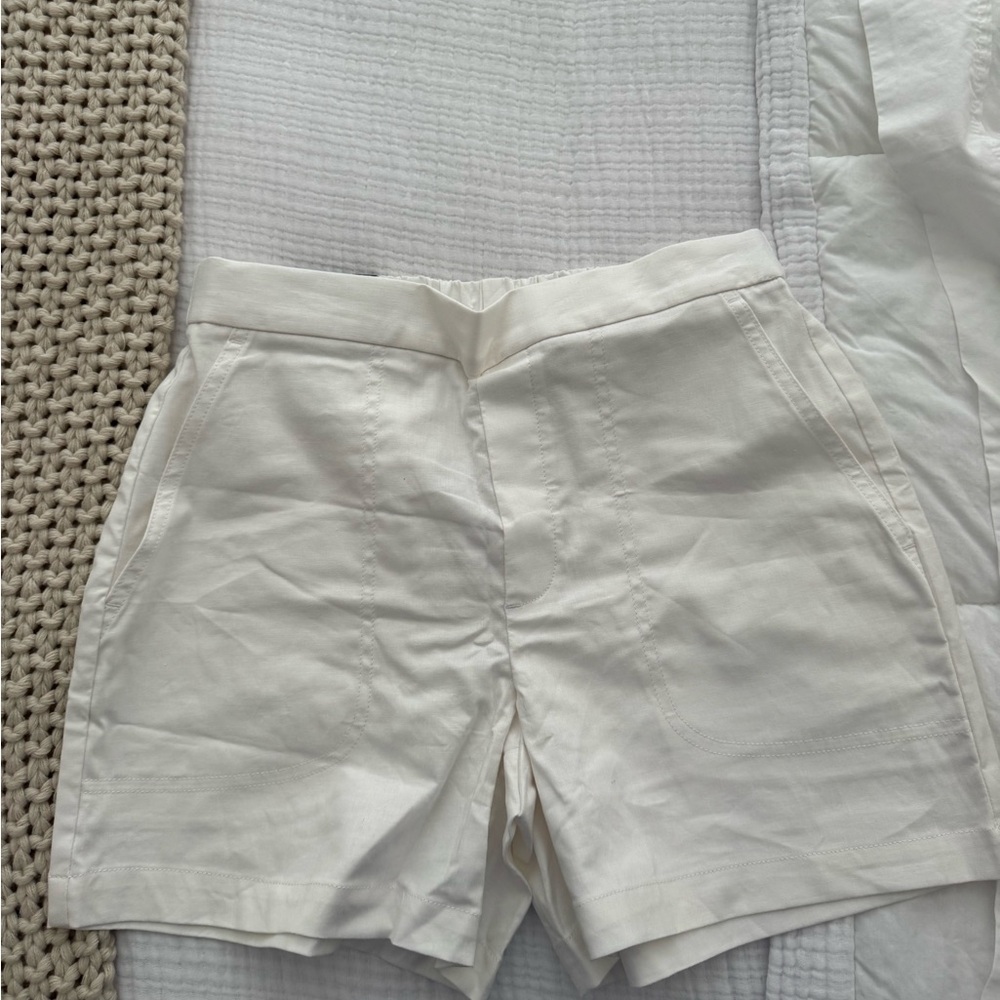 Banana Republic Cream Women's Shorts